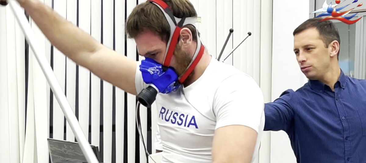 Спортсмены молодежной сборной команды России посетили Поволжский университет и прошли тестирования в НИИ в рамках сборов в Казани.