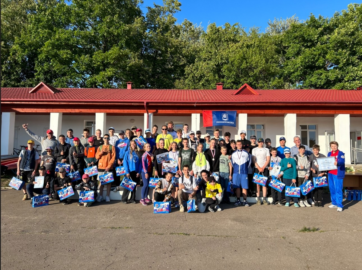 Представители ВФГБК посетили чемпионат и первенство Великого Новгорода по гребле на байдарках и каноэ